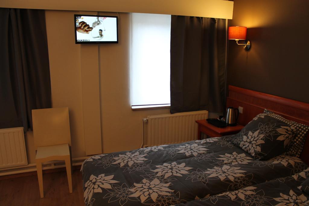 Hotel De Ploeg Diepenbeek Cameră foto